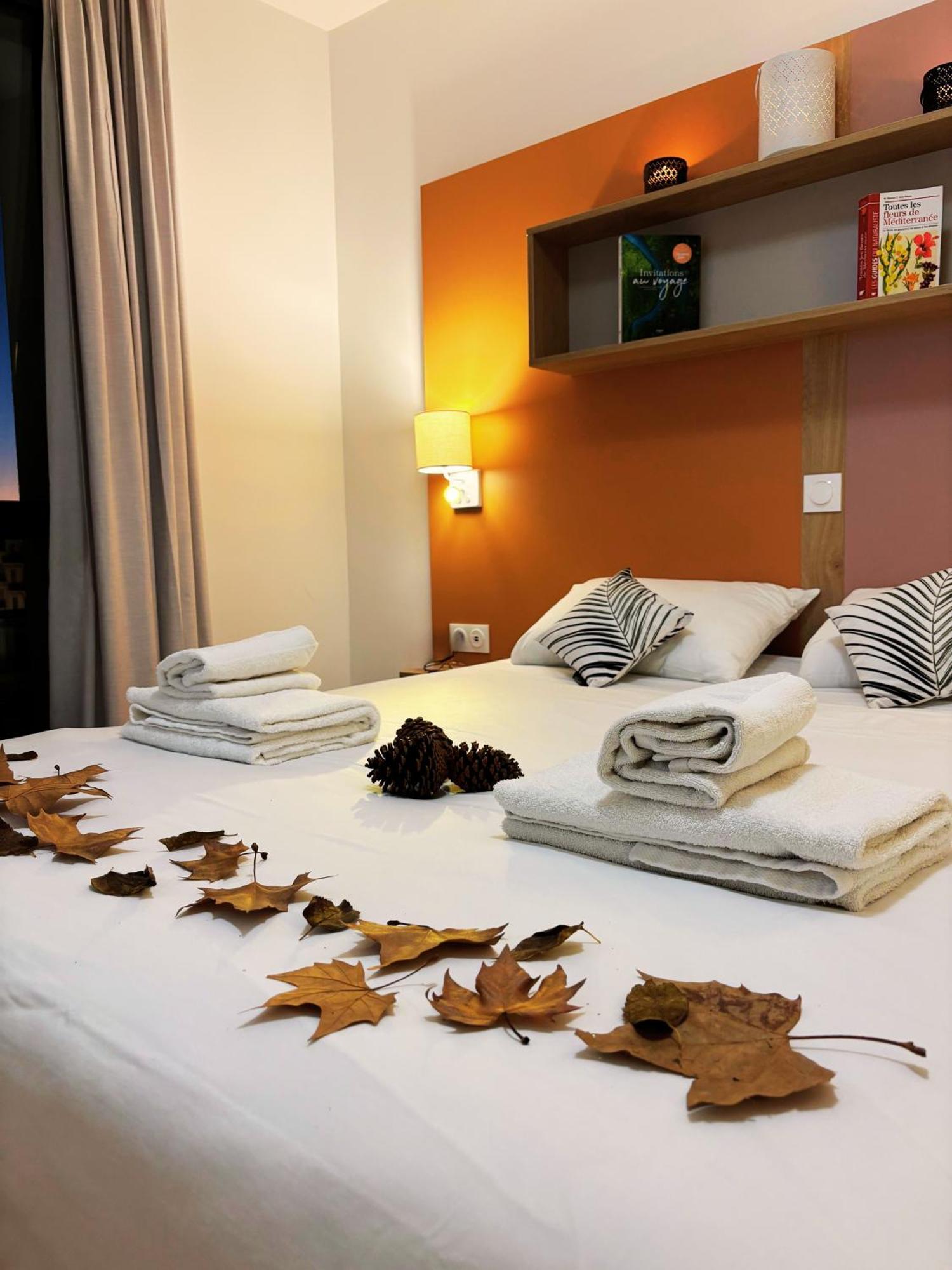 Apparthotel Privilodges ツーロン エクステリア 写真